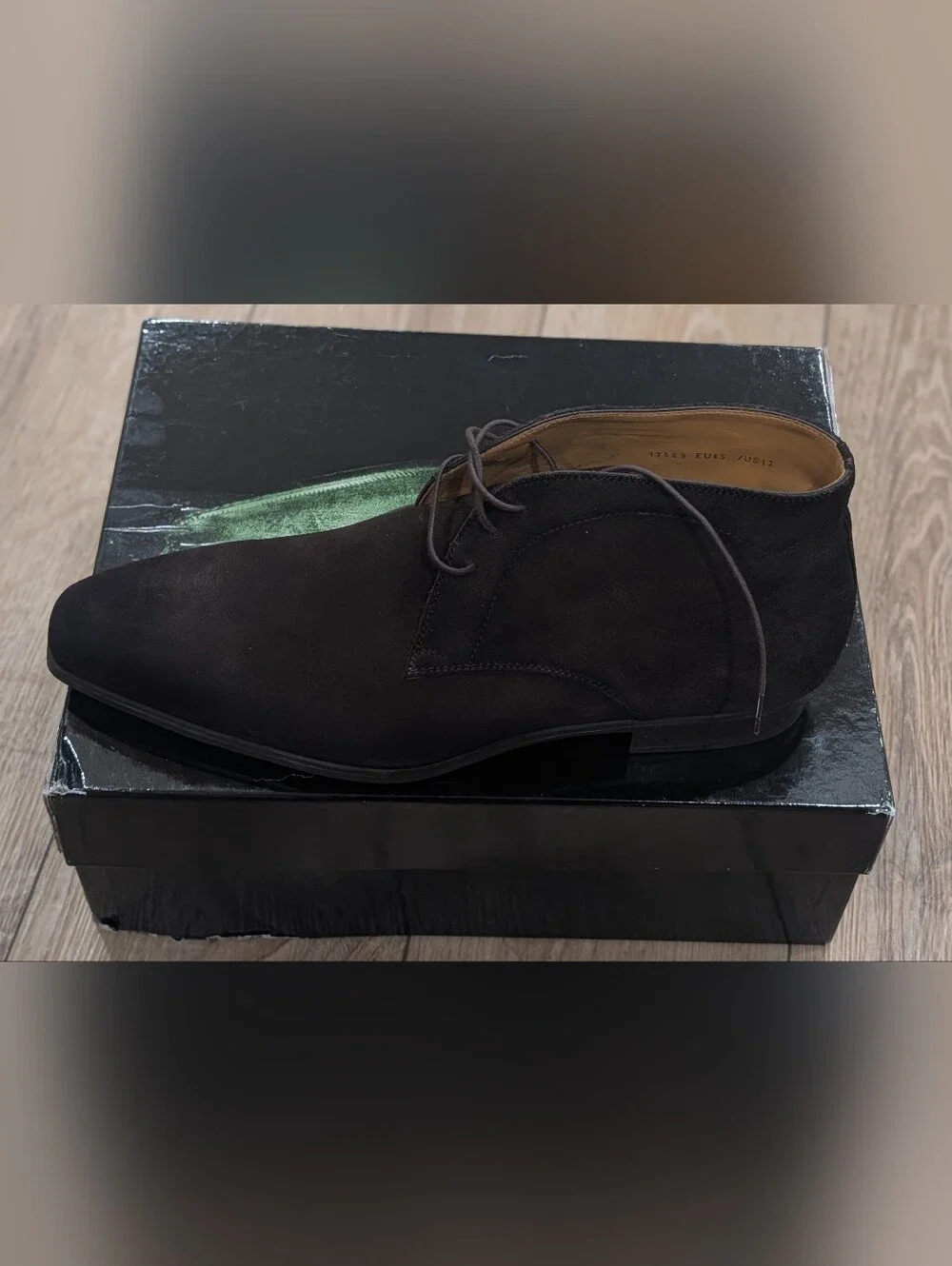 $495 Mens Magnanni Sueede Chukka Boots Brown US 12